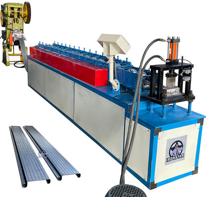 ποιότητας  High End Good Quality Advertising Company Shutter Door With Punch Hole Cold Rolling Forming Machine Price εργοστάσιο